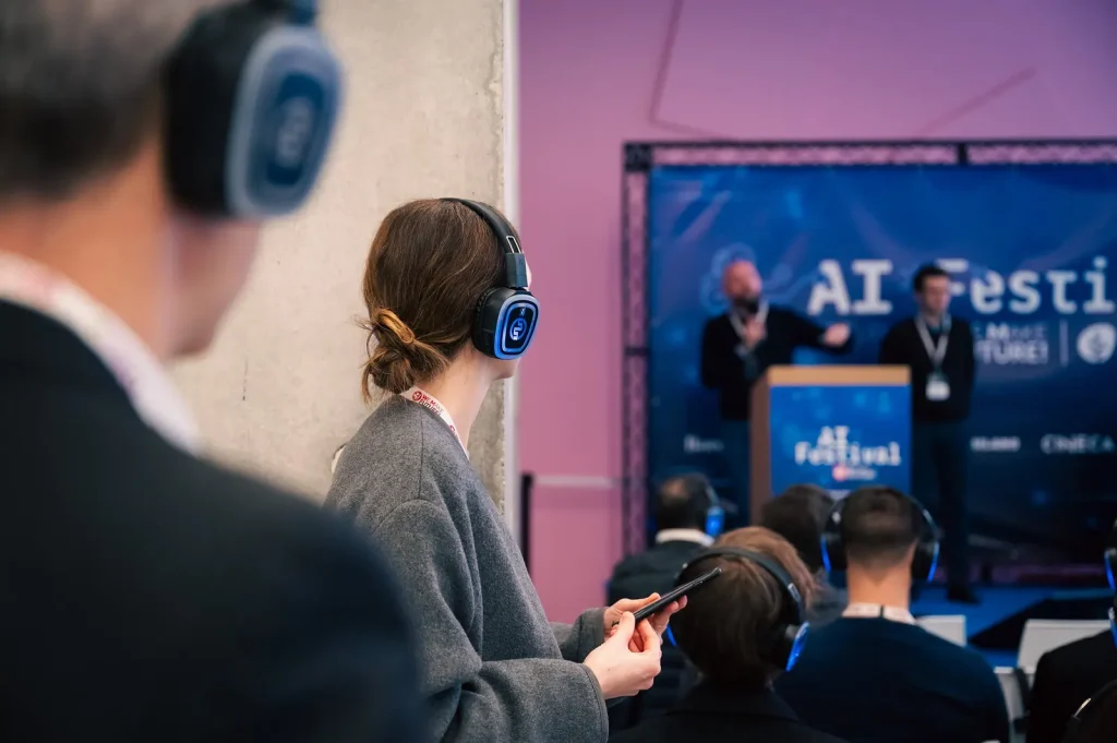 Sistema conferenze con sale breakout virtuali Silentsystem per massimizzare il ROI degli eventi